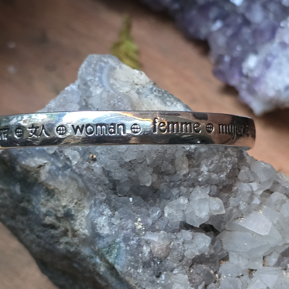 Silvertoned 'Women' In Many Languages Bracelet
